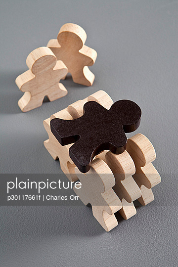 wooden people figures